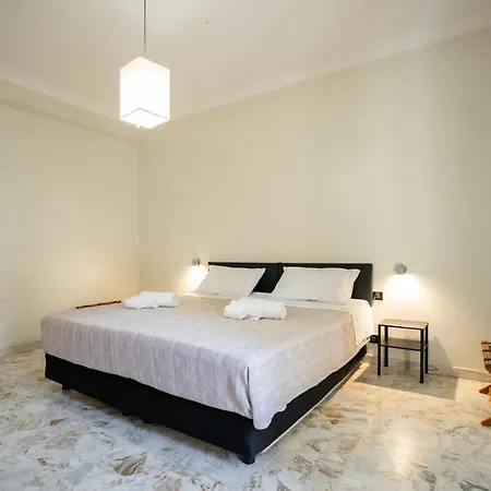 Cavaliere Apartment *